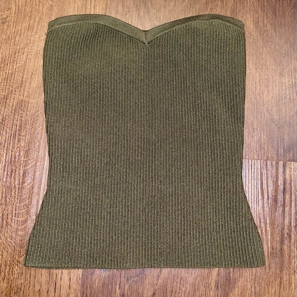 Babaton Strapless Sweetheart Ribbed Tube Top - Army Green - Picture 3 of 12